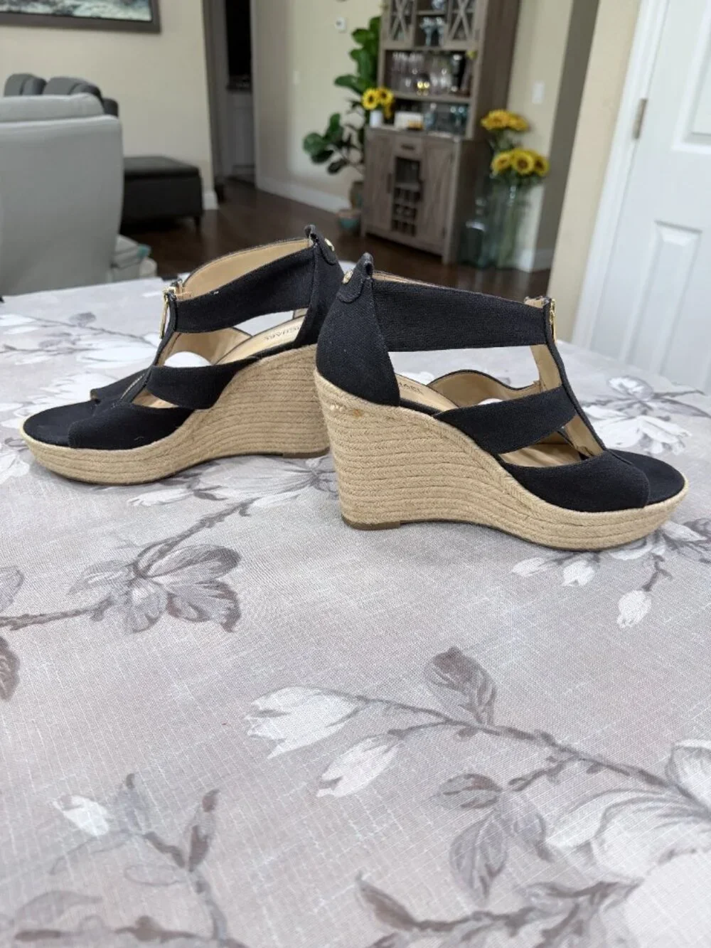 Michael Michael Kors Black Canvas Espadrille Wedge Sandals Estimated Sz 7.5 to 8